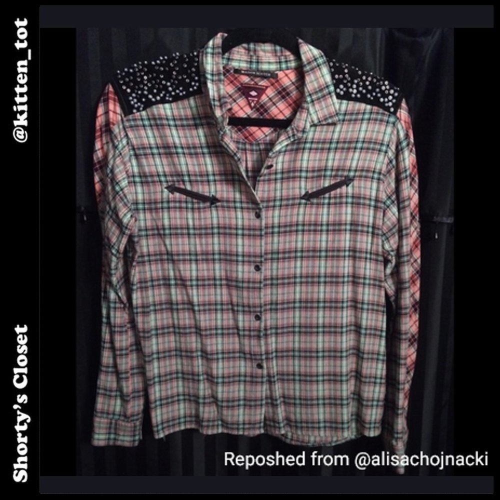 🚫SOLD🚫 Like new! Maison Scotch unusual western-y shirt